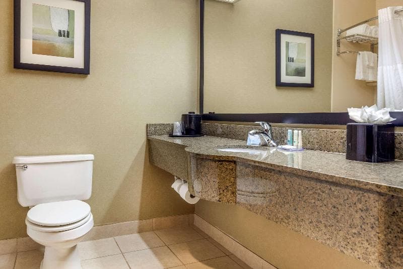 Quality Inn And Suites Durant 2