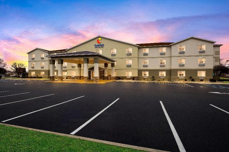 Comfort Inn & Suites 5