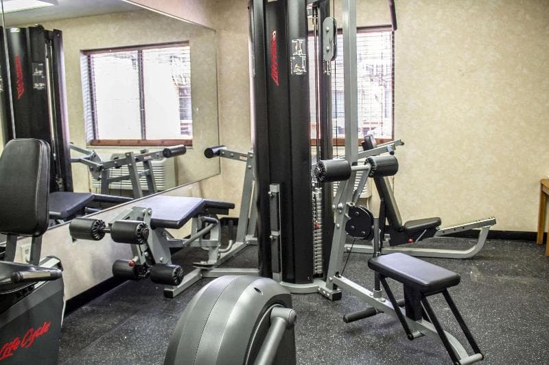 Comfort Inn East 3