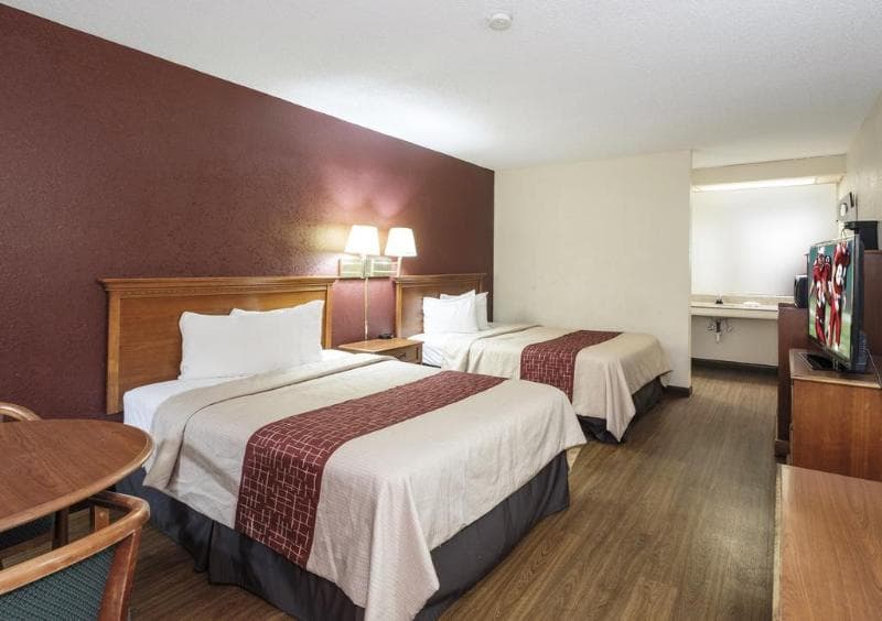 Quality Inn 4