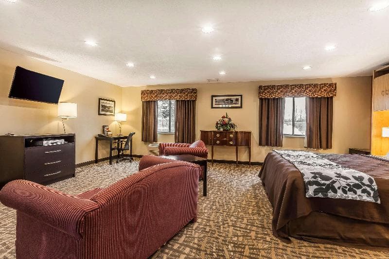 Quality Inn Wooster 4