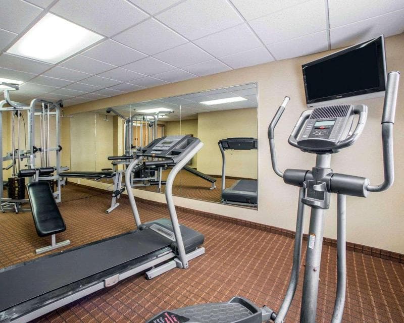 Comfort Inn & Suites Greenville I-70 photo 1