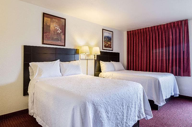 Rodeway Inn 3
