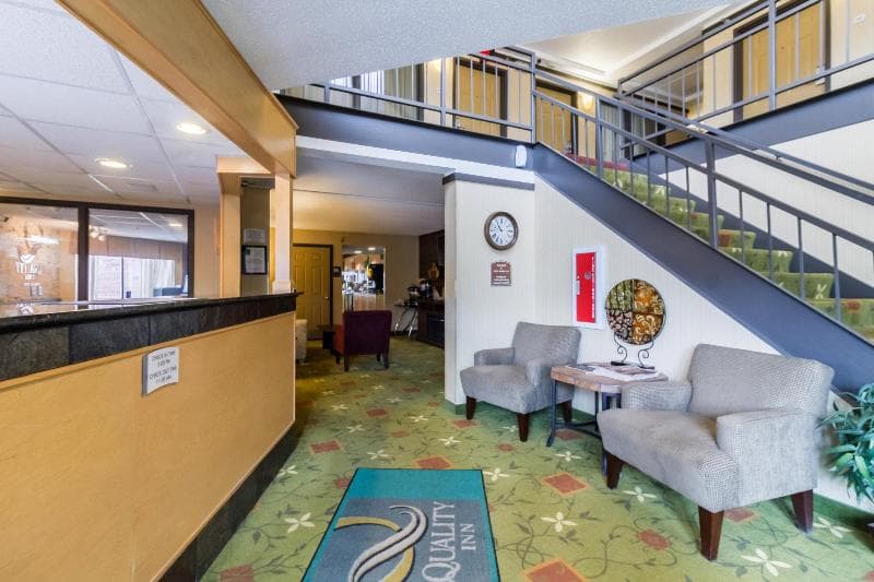 Quality Inn And Suites Mayo Clinic Area 3