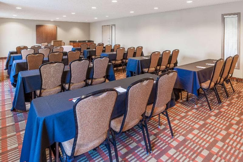 Wingate by Wyndham Canton/Hall of Fame 5