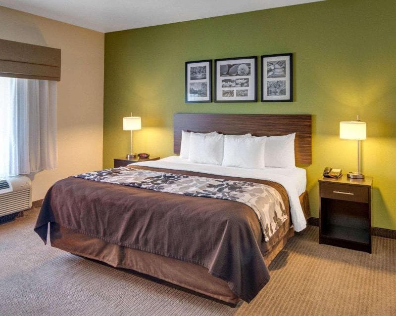 Sleep Inn & Suites 2