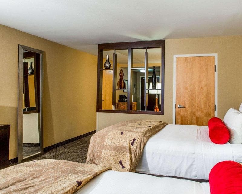Cambria Suites Appleton 5