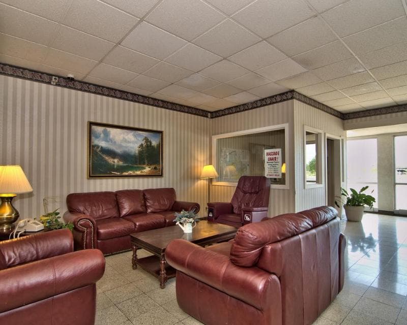ParkView Inn & Conference Center 4