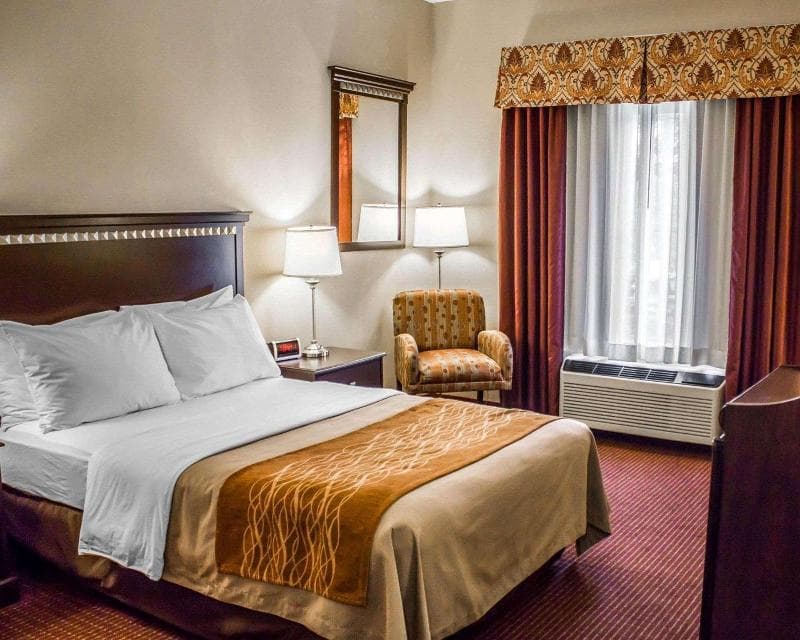 Wingate by Wyndham Clearfield 2