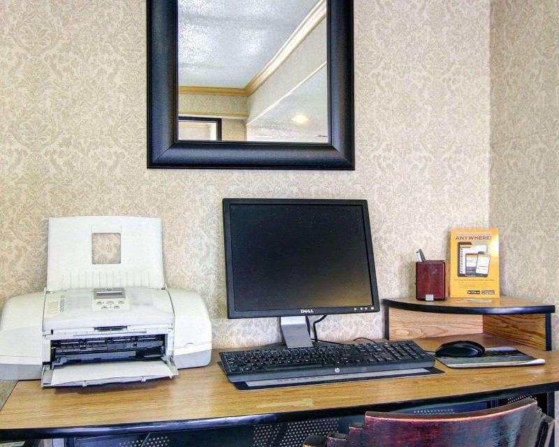Quality Inn photo 1