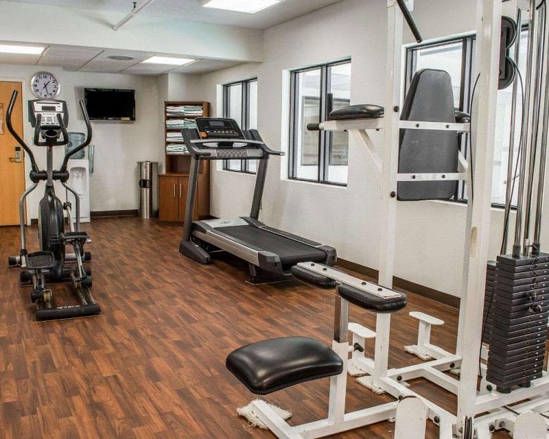 Comfort Suites photo 1