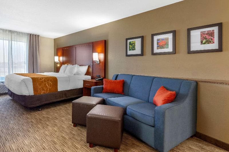Comfort Suites 2