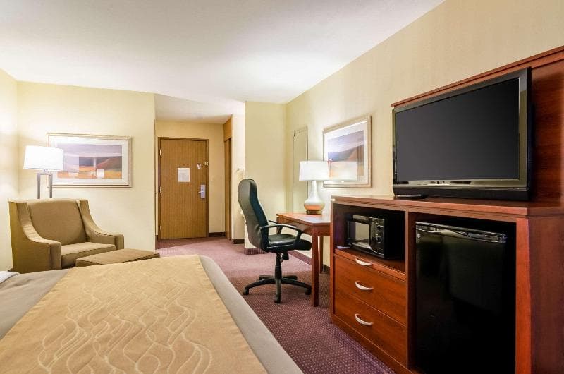Comfort Inn Colby 5