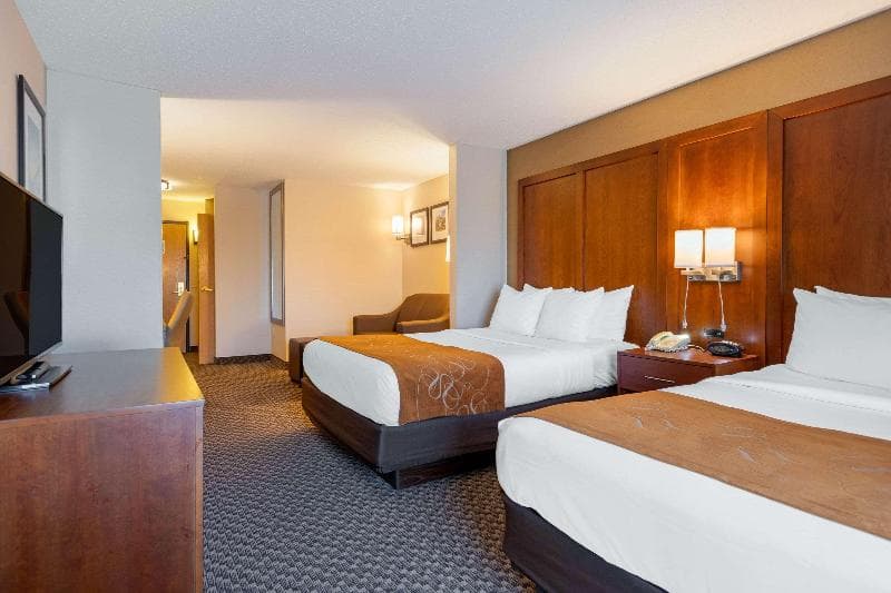 Comfort Suites 4