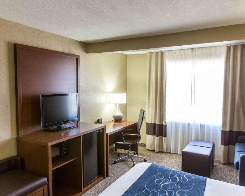 Comfort Suites Idabel 5