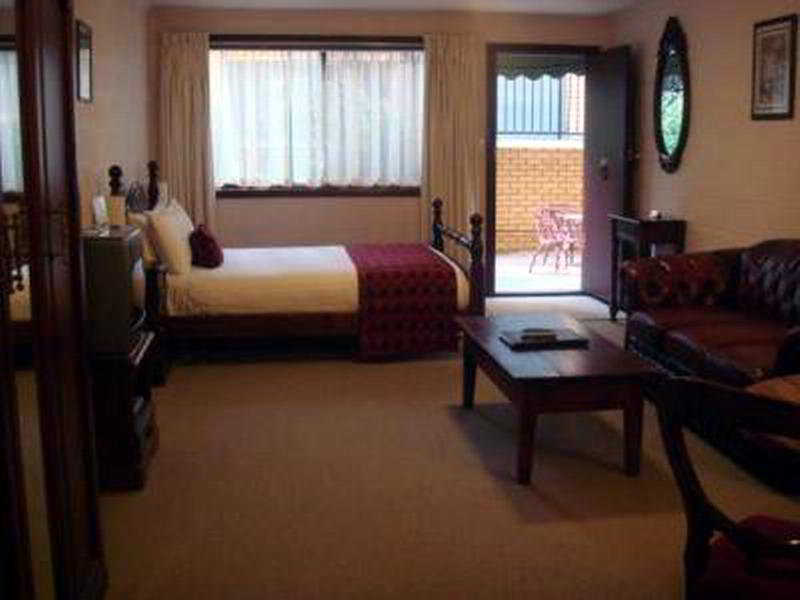 Grosvenor Court Apartments 3