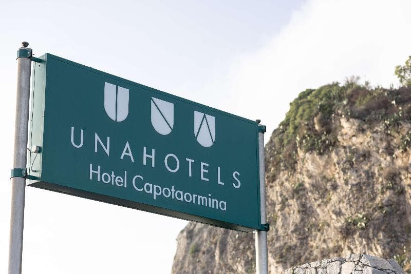 UNAHOTELS Capotaormina 4