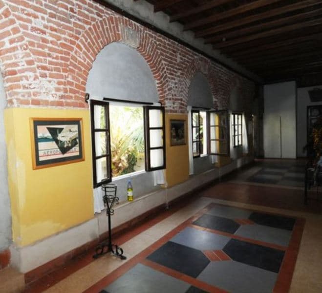 Hotel De La Poste 2