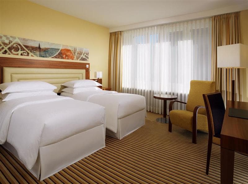 Neues Schloss Privat Hotel Zurich, Autograph Colle 3