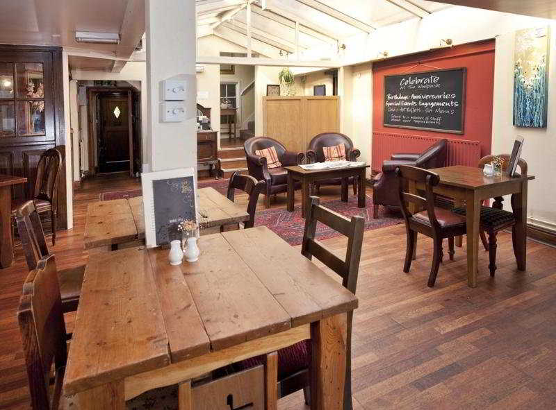 The Woolpack Inn 3