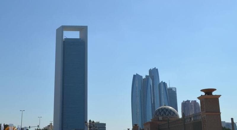 Kingsgate Hotel Abu Dhabi by Millennium 2