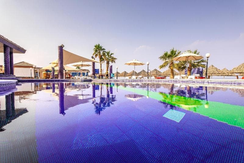 Royal Beach Hotel & Resort 3