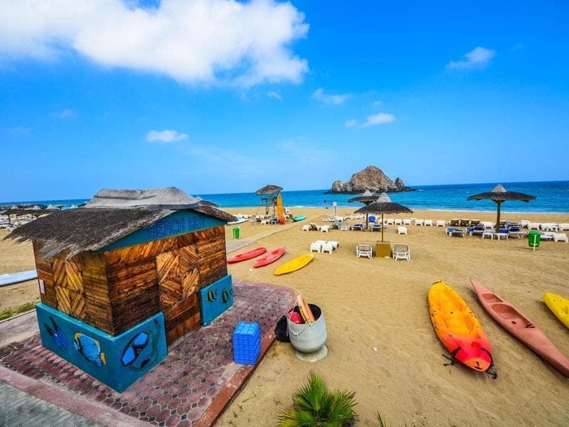 Sandy Beach Hotel & Resort photo 1