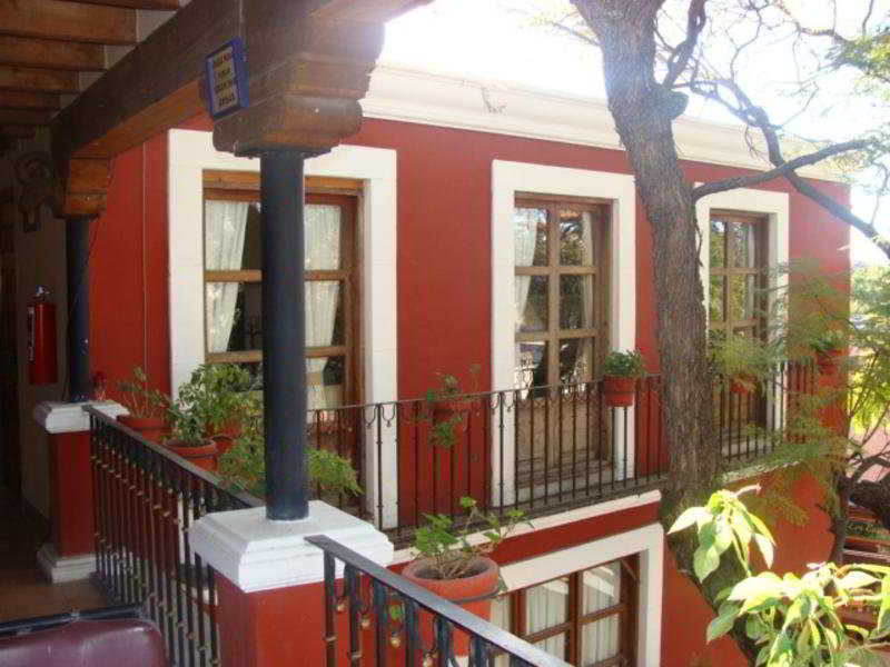 Ana Catalina main