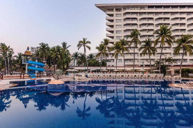 Krystal Ixtapa 4