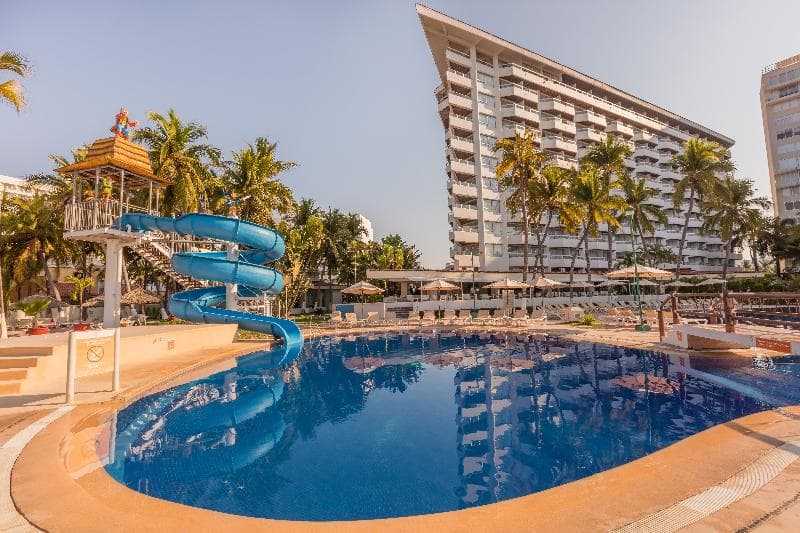 Krystal Ixtapa 5