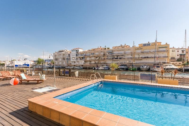 Pierre & Vacances Empuriabrava Marina 3