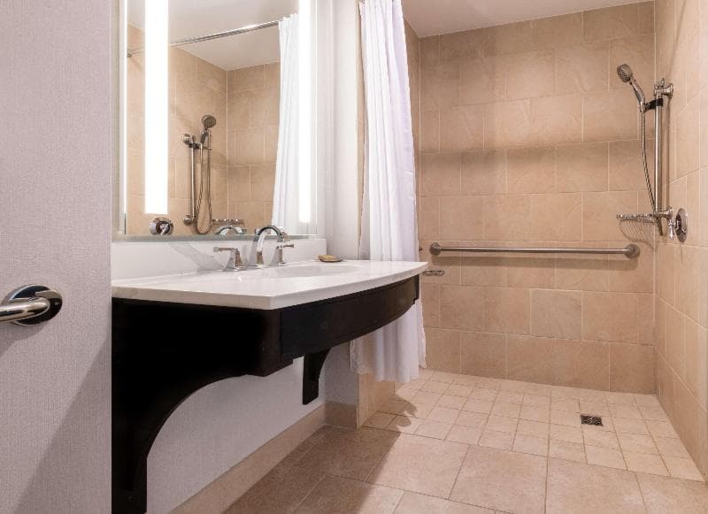 Hilton Columbus/Polaris 4