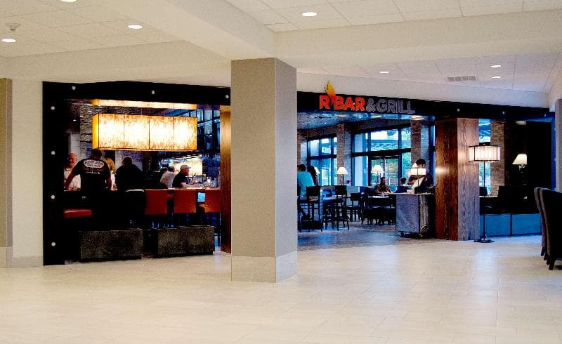 Hilton Arlington photo 1