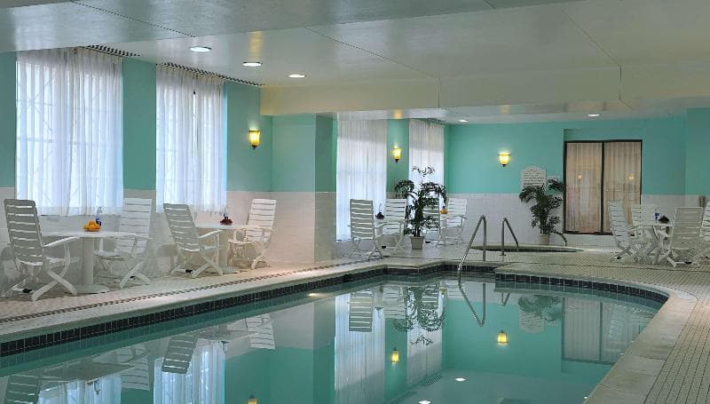 Hilton Garden Inn Virginia Beach Town Center 4