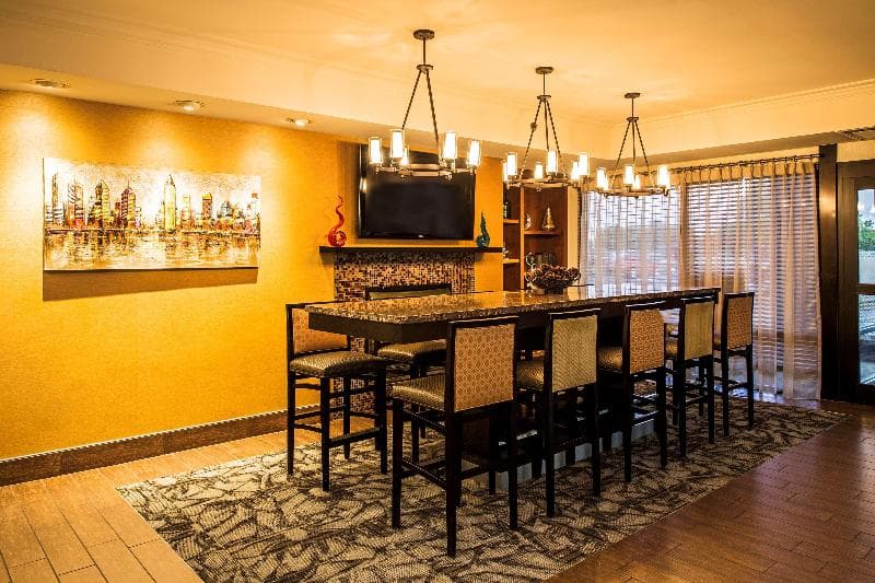 Hampton Inn Philadelphia-International Airport 5