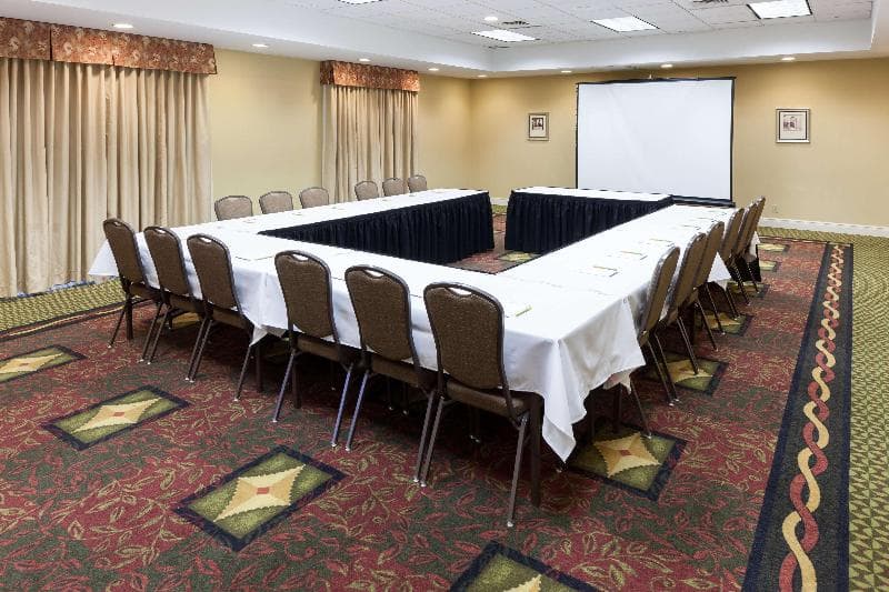 Hilton Garden Inn McAllen Airport 5