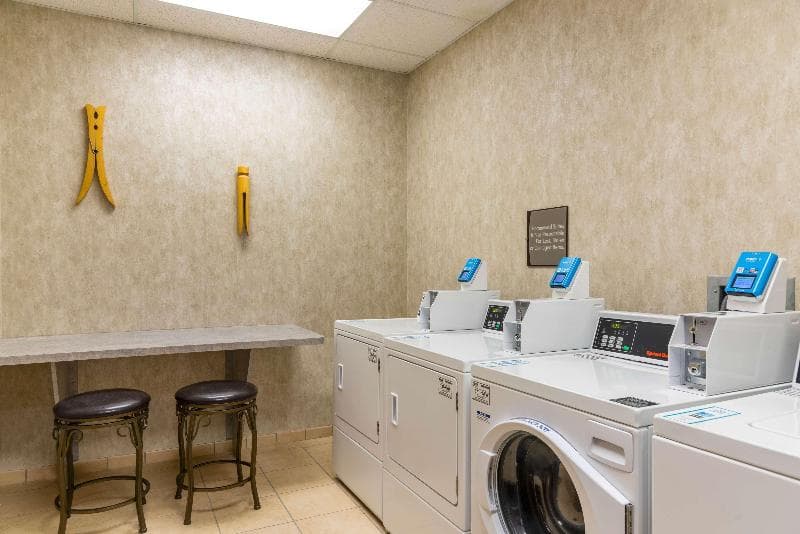 Homewood Suites by Hilton Indianapolis-Downtown 2