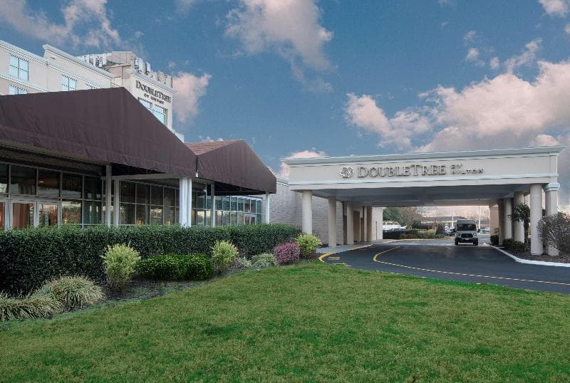DoubleTree by Hilton Hotel Norfolk Airport photo 1