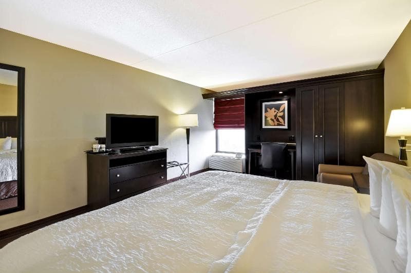 Hampton Inn Kansas City/Overland Park 2