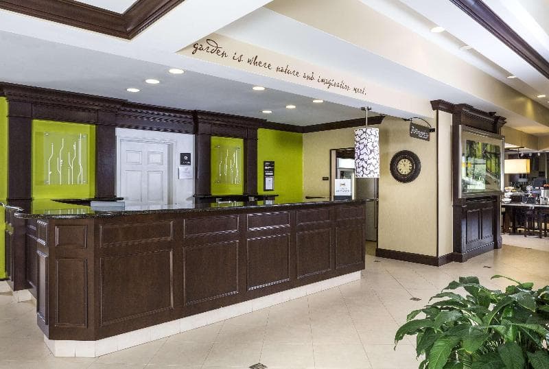 Hilton Garden Inn Hampton Coliseum Central 3