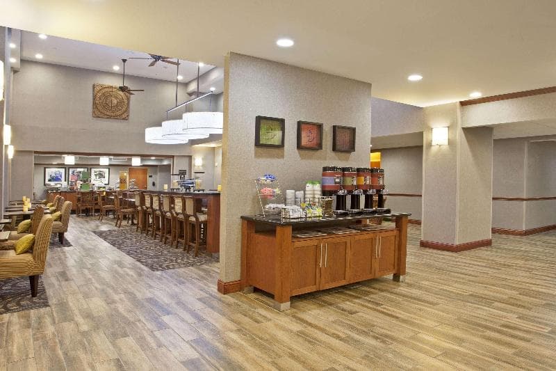 Hampton Inn & Suites Fort Worth-West-I-30 5