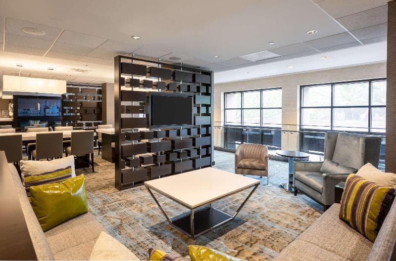 DoubleTree by Hilton Hotel & Suites Houston by the Galleria 2