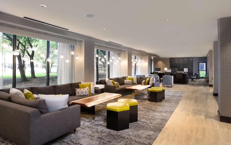 DoubleTree by Hilton Hotel & Suites Houston by the Galleria 3