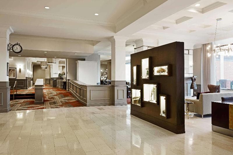 Hilton Richmond Downtown 4