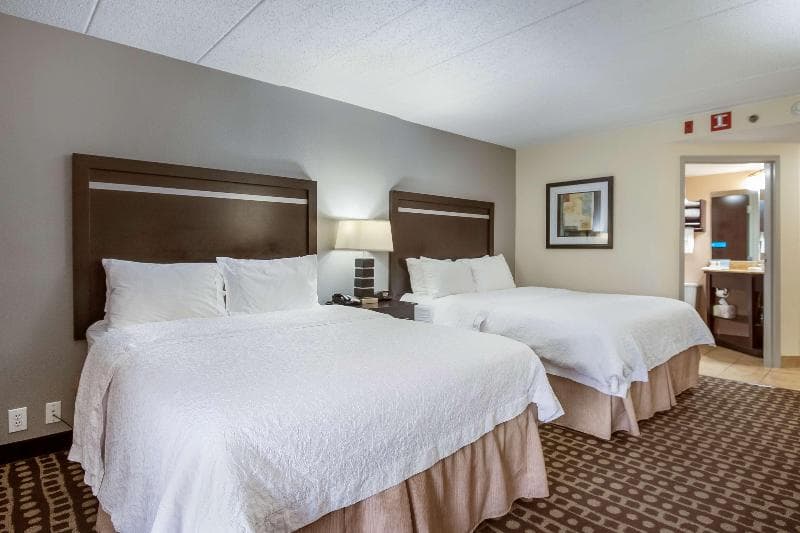 Hampton Inn Columbus-West 2
