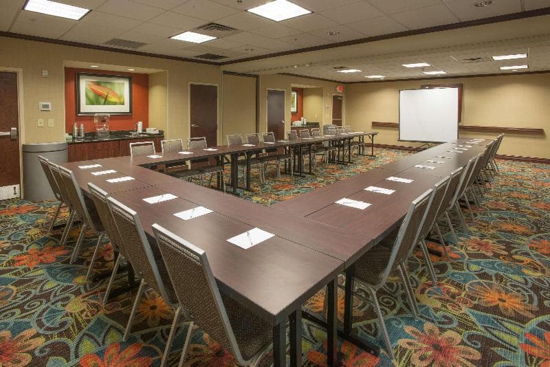 Hampton Inn & Suites Cincinnati-Union Centre 4