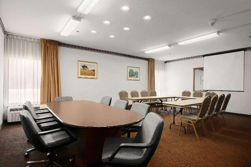Coratel Inn & Suites New Braunfels 4