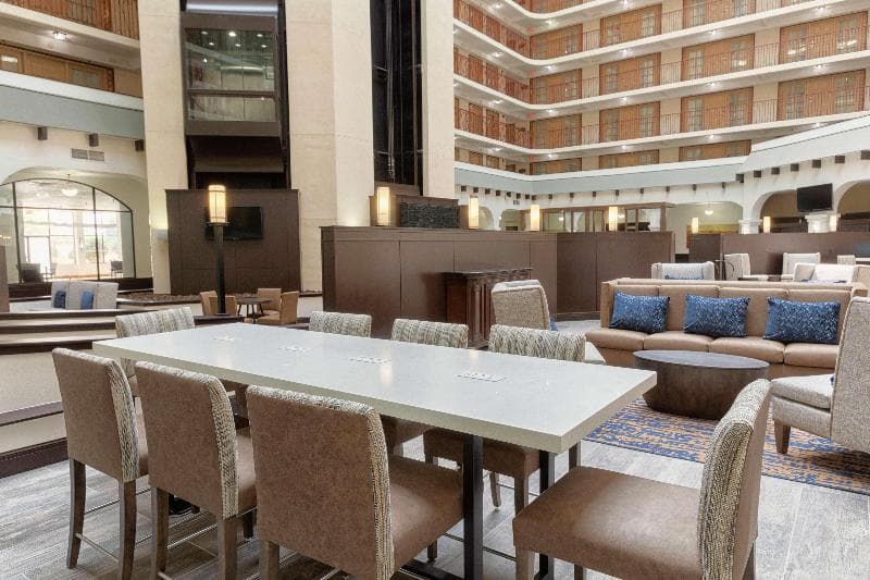 Embassy Suites by Hilton Tulsa I-44 4