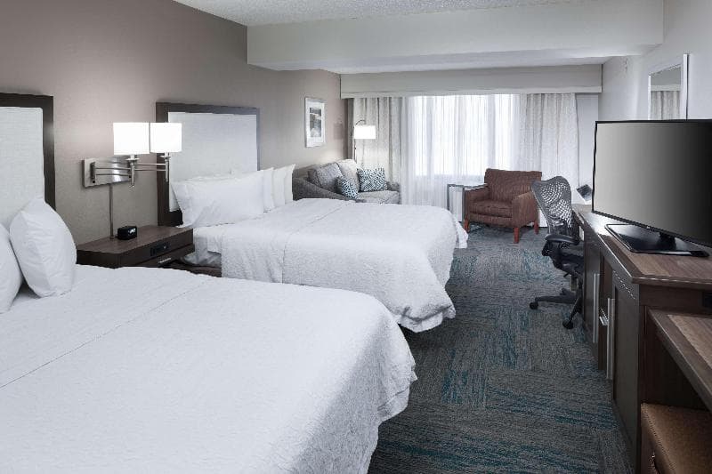 Hampton Inn St. Louis-Downtown (At the Gateway Arch) 2