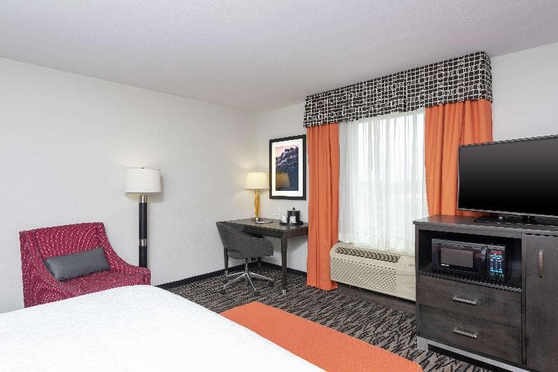 Hampton Inn Akron-South 2